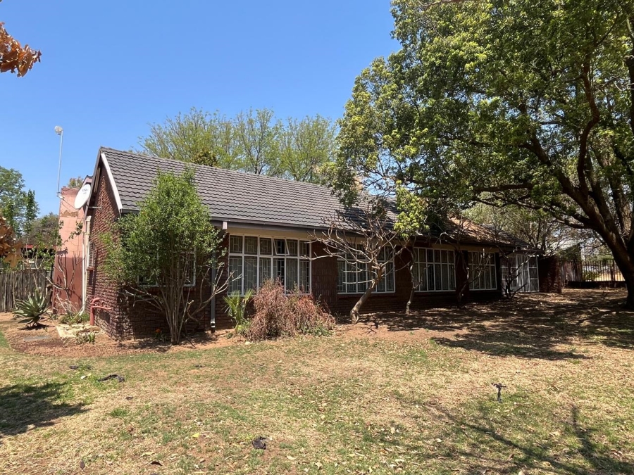 To Let 4 Bedroom Property for Rent in Grootvlei AH Gauteng