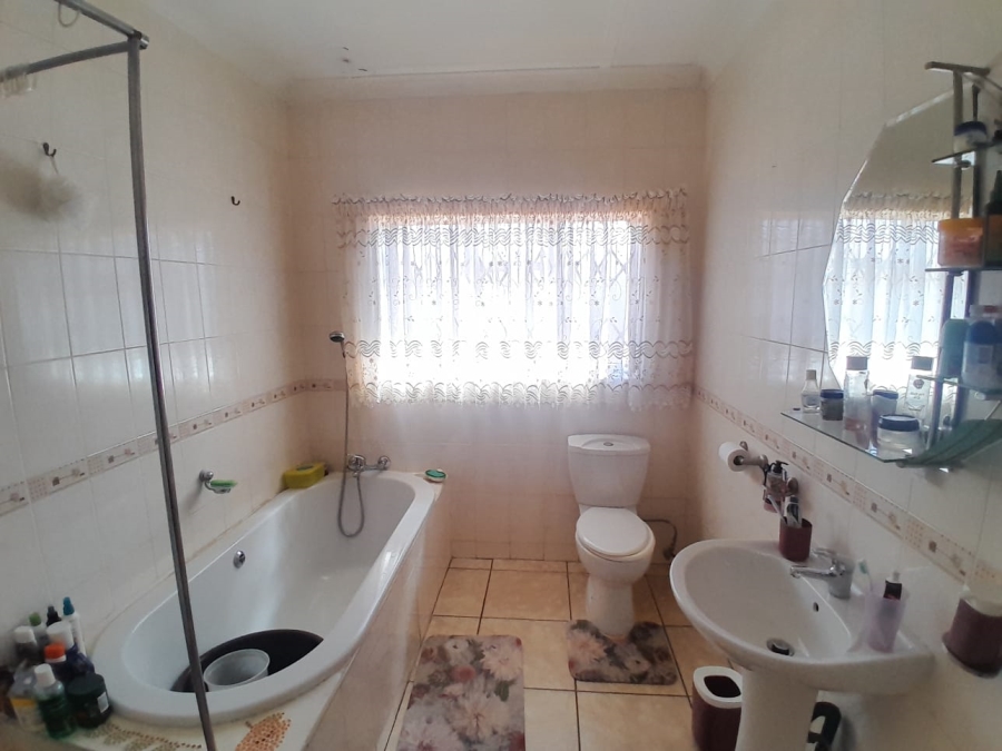 4 Bedroom Property for Sale in Welverdiend Gauteng