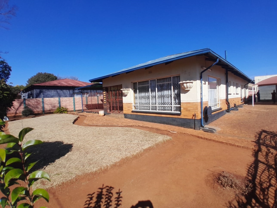 4 Bedroom Property for Sale in Welverdiend Gauteng