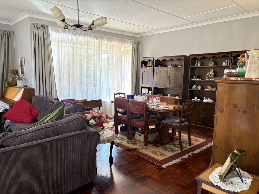 4 Bedroom Property for Sale in Florida Park Gauteng
