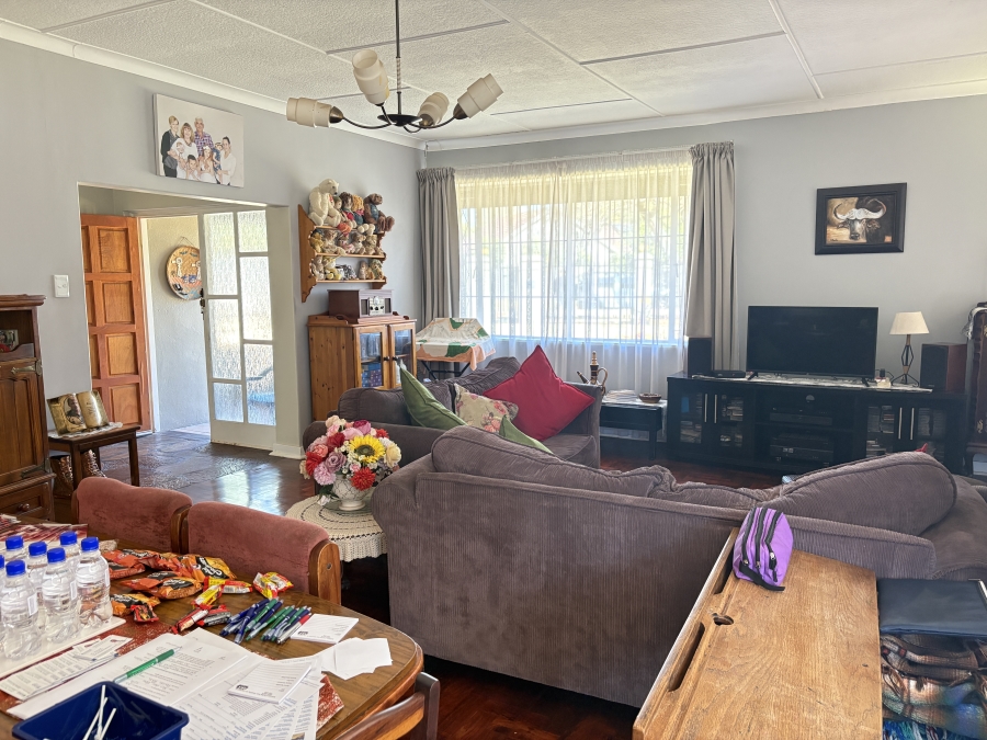 4 Bedroom Property for Sale in Florida Park Gauteng