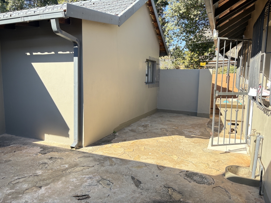 4 Bedroom Property for Sale in Florida Park Gauteng