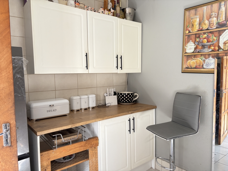 4 Bedroom Property for Sale in Florida Park Gauteng