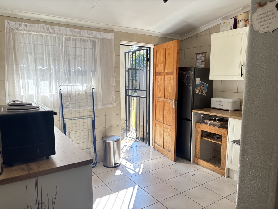 4 Bedroom Property for Sale in Florida Park Gauteng