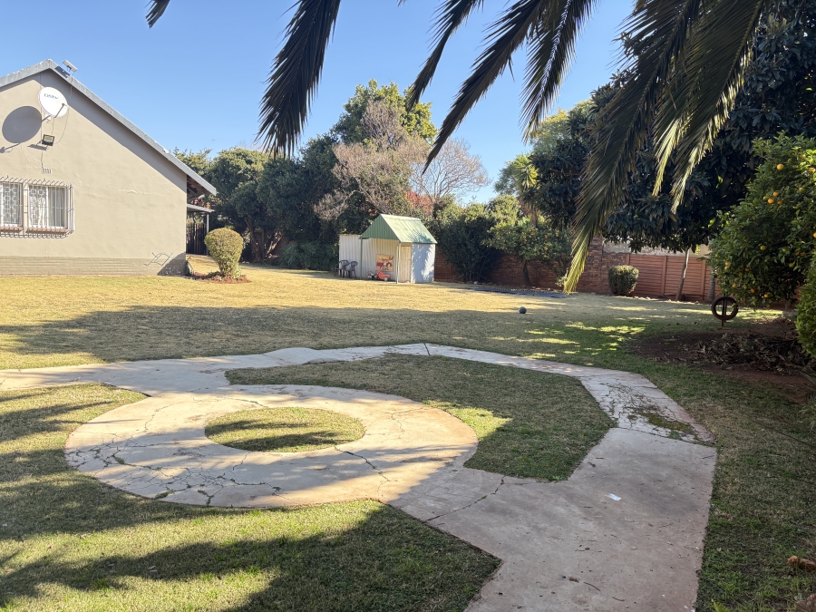 4 Bedroom Property for Sale in Florida Park Gauteng