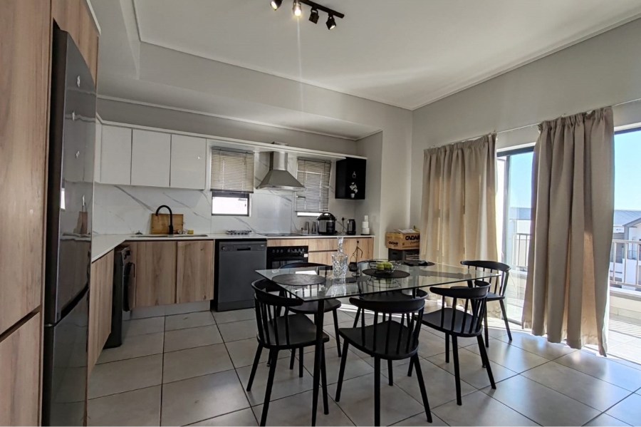To Let 2 Bedroom Property for Rent in Waterfall Gauteng