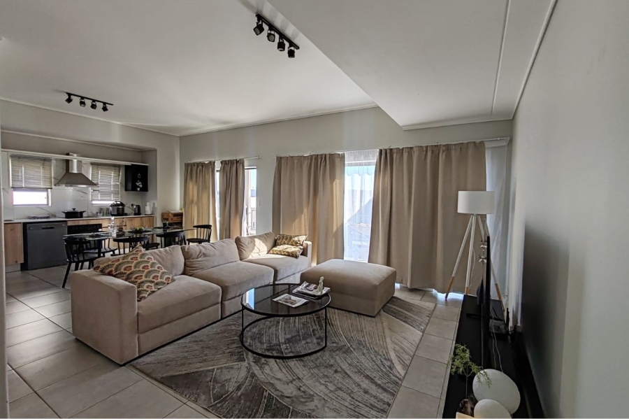 To Let 2 Bedroom Property for Rent in Waterfall Gauteng