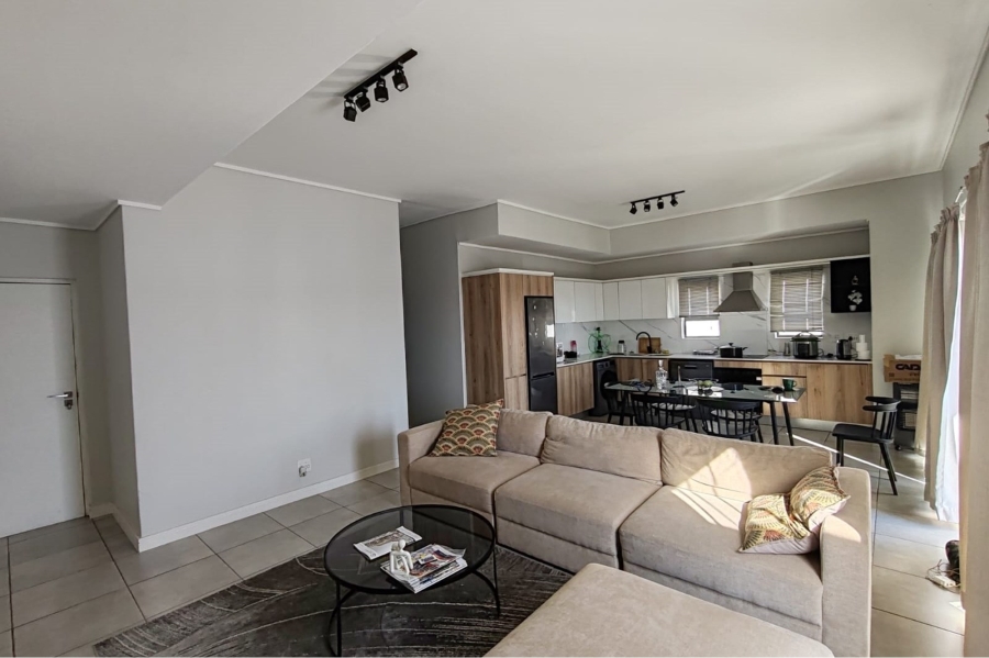 To Let 2 Bedroom Property for Rent in Waterfall Gauteng