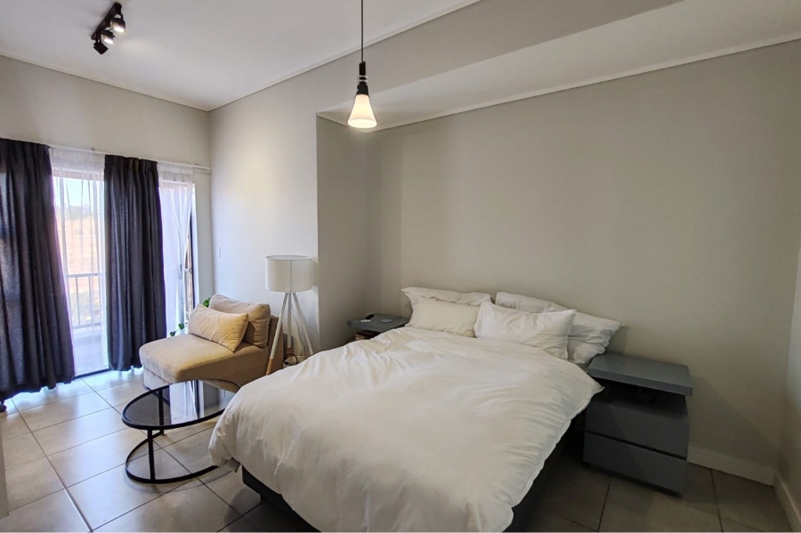 To Let 2 Bedroom Property for Rent in Waterfall Gauteng