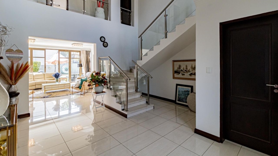 5 Bedroom Property for Sale in Woodmead Gauteng