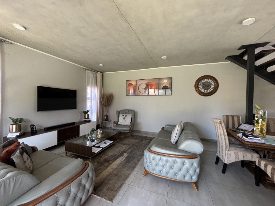 4 Bedroom Property for Sale in North Riding AH Gauteng