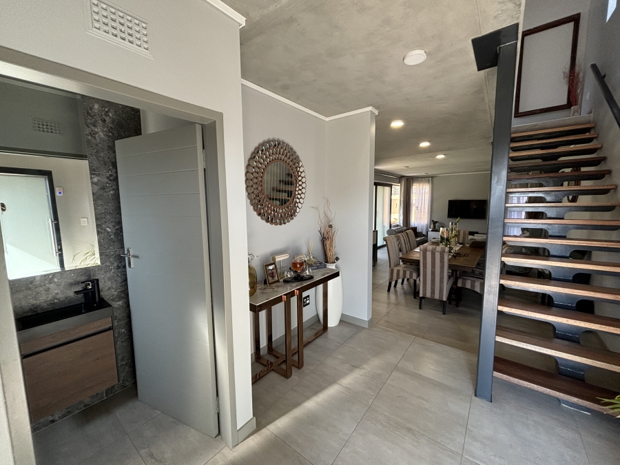 4 Bedroom Property for Sale in North Riding AH Gauteng