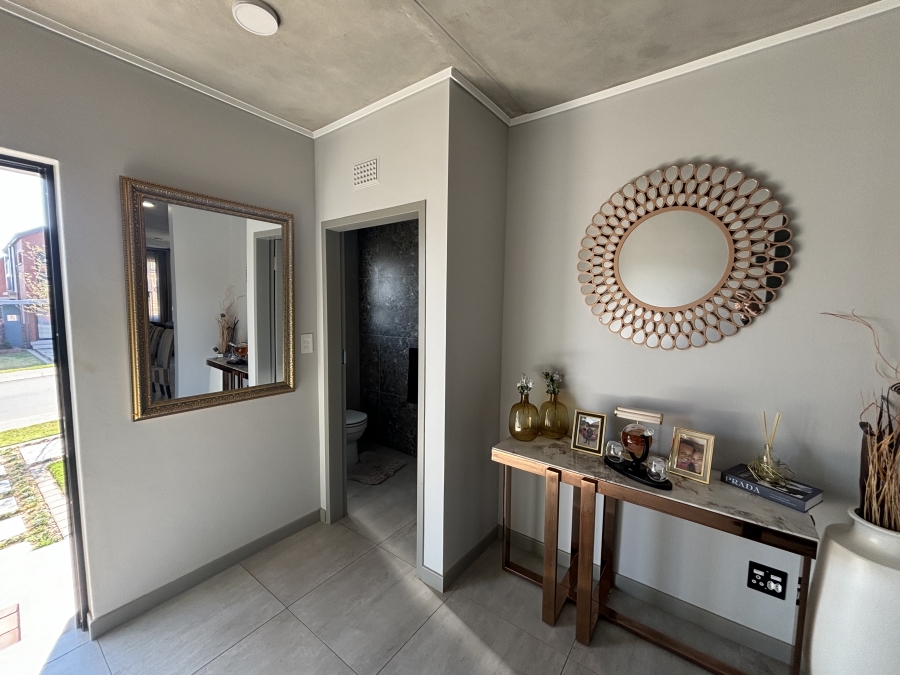 4 Bedroom Property for Sale in North Riding AH Gauteng