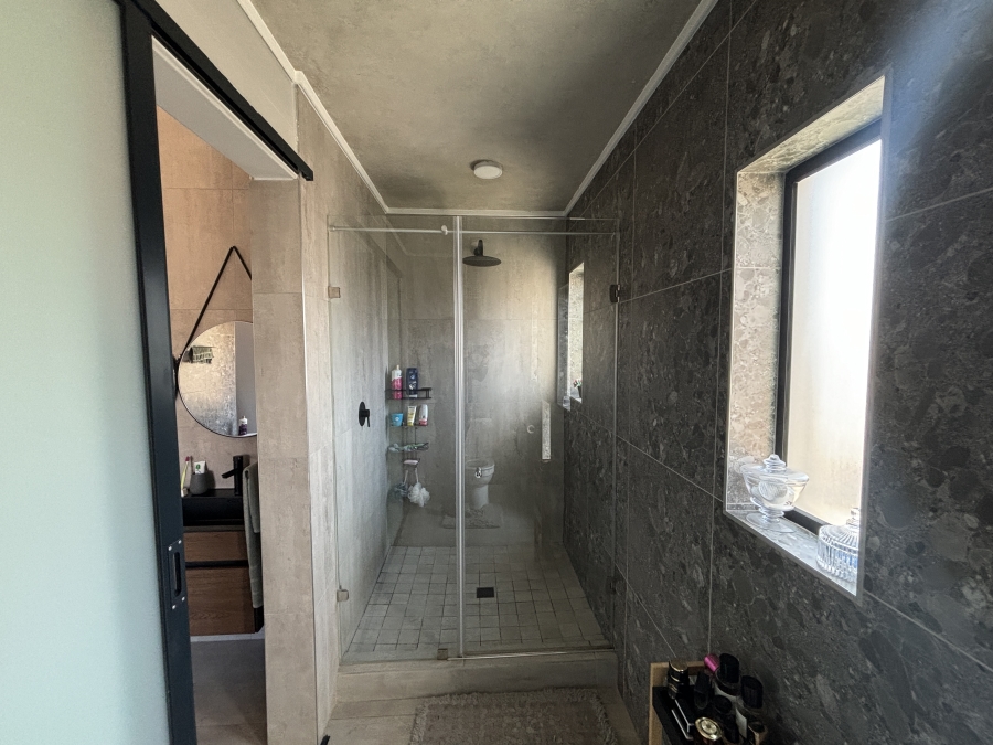 4 Bedroom Property for Sale in North Riding AH Gauteng