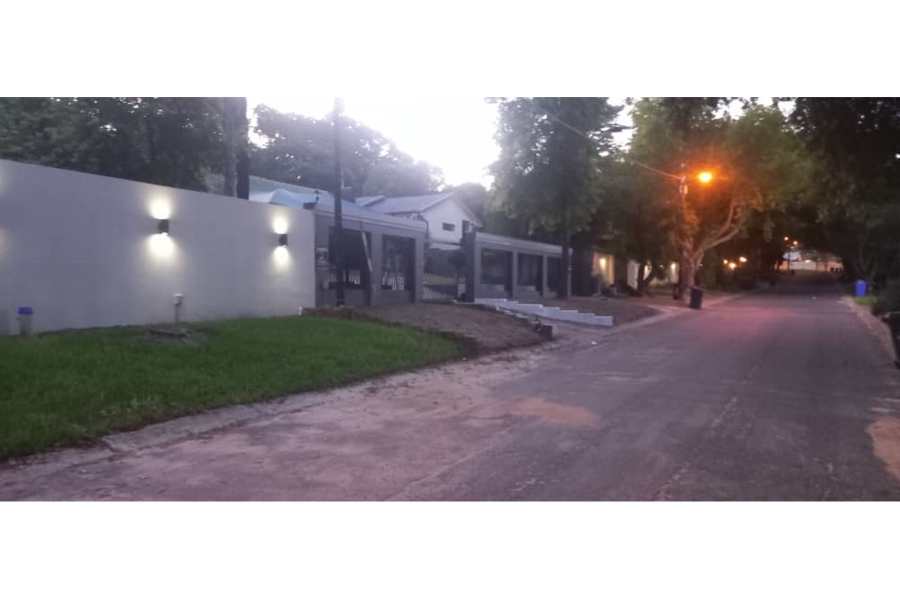 To Let 4 Bedroom Property for Rent in Blairgowrie Gauteng
