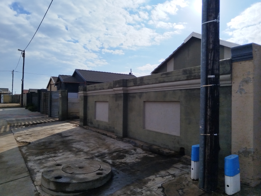 2 Bedroom Property for Sale in Savanna City Gauteng