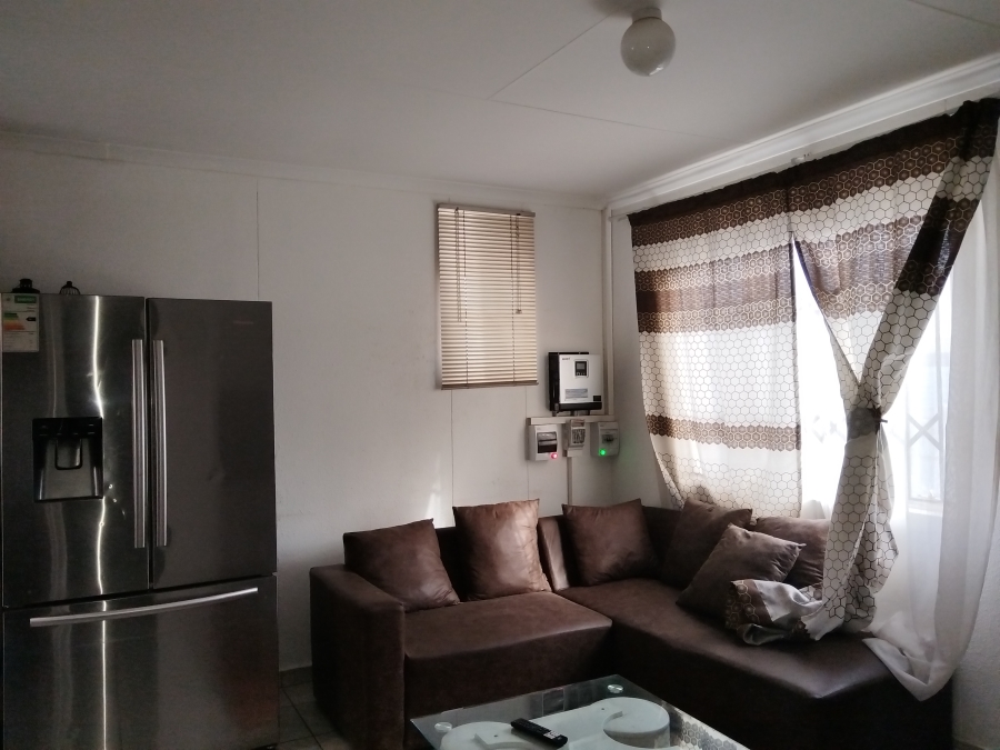 2 Bedroom Property for Sale in Savanna City Gauteng