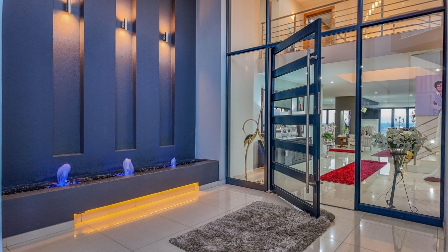 4 Bedroom Property for Sale in Featherbrooke Estate Gauteng