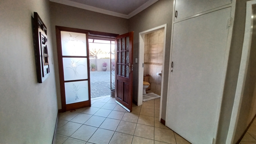 3 Bedroom Property for Sale in Vanderbijlpark SE 2 Gauteng