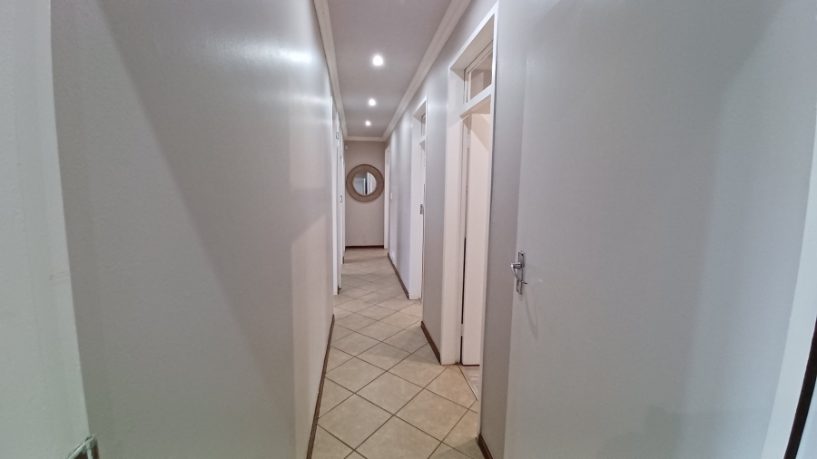 3 Bedroom Property for Sale in Vanderbijlpark SE 2 Gauteng
