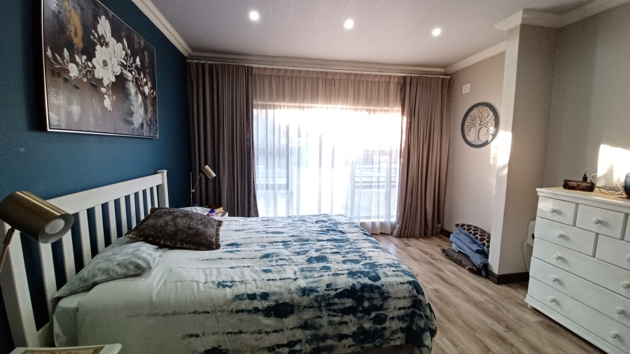 3 Bedroom Property for Sale in Vanderbijlpark SE 2 Gauteng