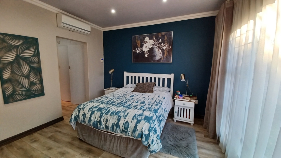 3 Bedroom Property for Sale in Vanderbijlpark SE 2 Gauteng