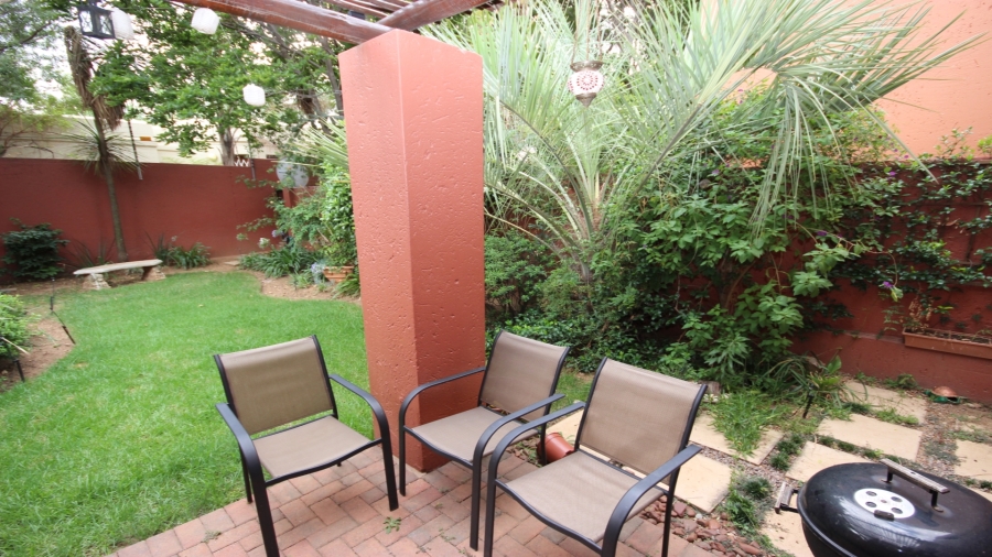 2 Bedroom Property for Sale in Sunninghill Gauteng