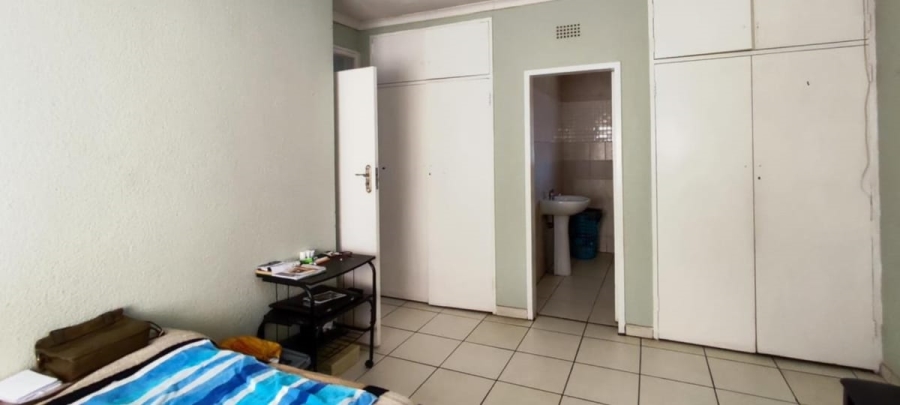 3 Bedroom Property for Sale in Birchleigh North Gauteng