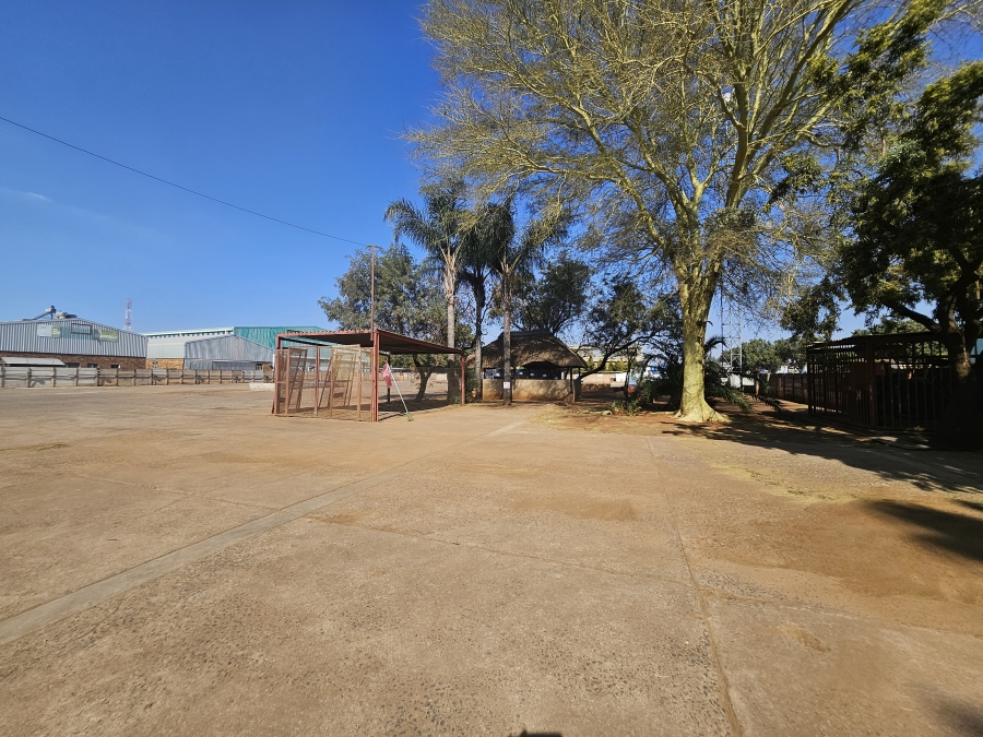 Commercial Property for Sale in Rosslyn Gauteng