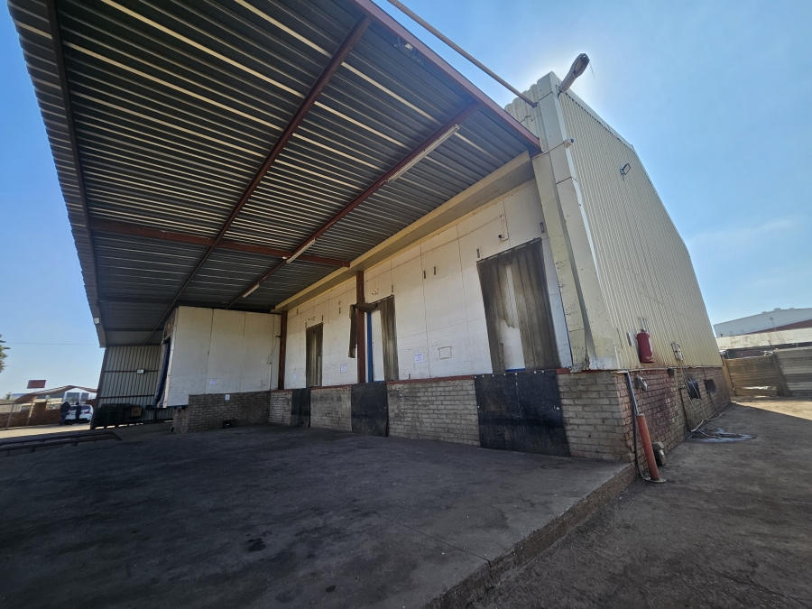 Commercial Property for Sale in Rosslyn Gauteng