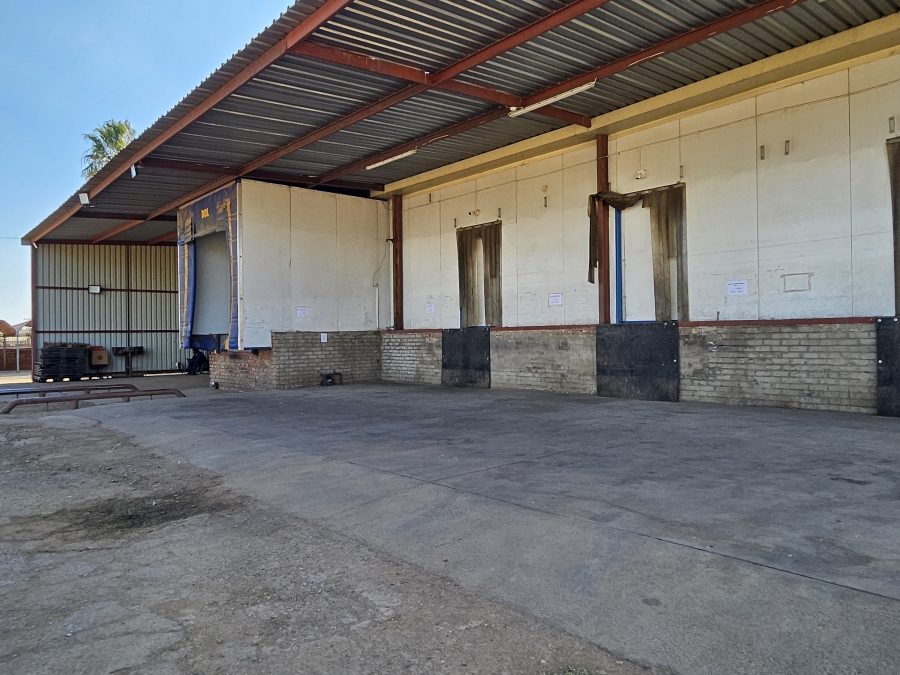Commercial Property for Sale in Rosslyn Gauteng