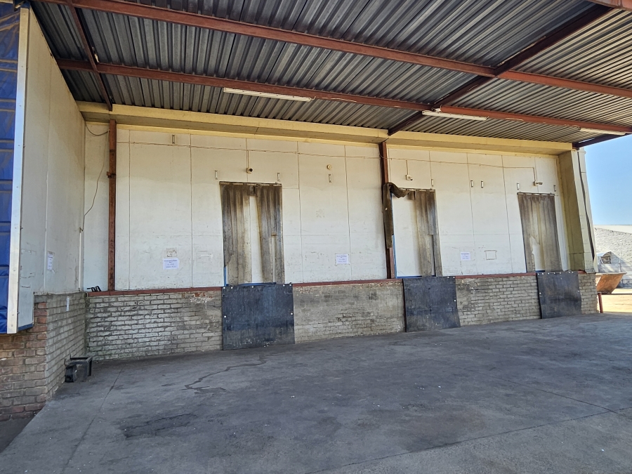 Commercial Property for Sale in Rosslyn Gauteng