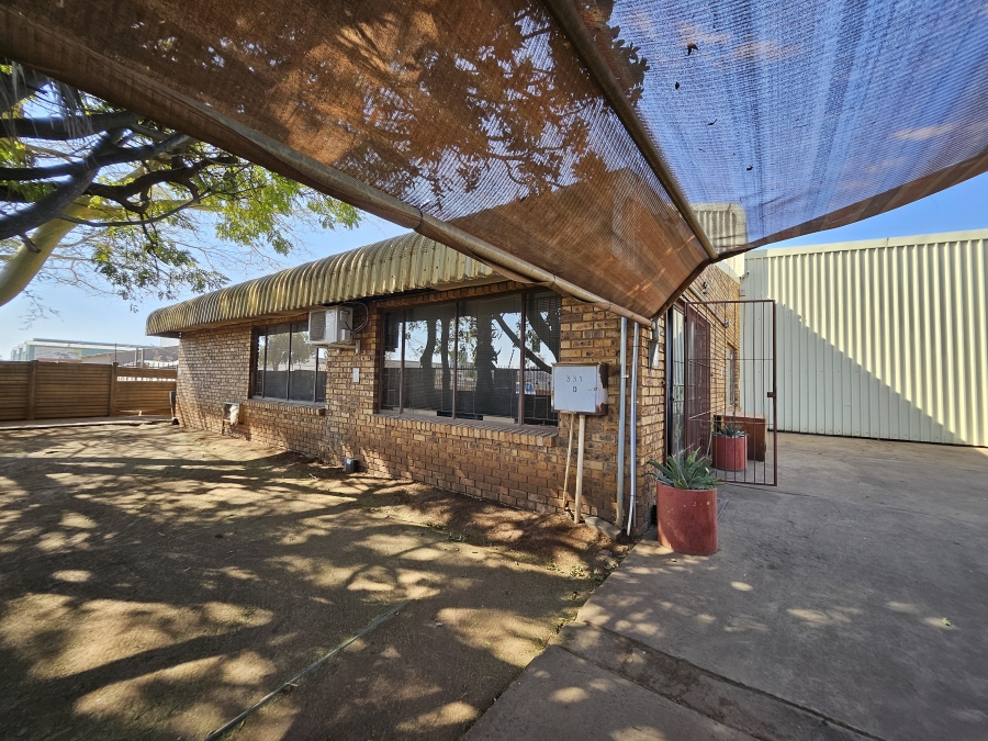 Commercial Property for Sale in Rosslyn Gauteng