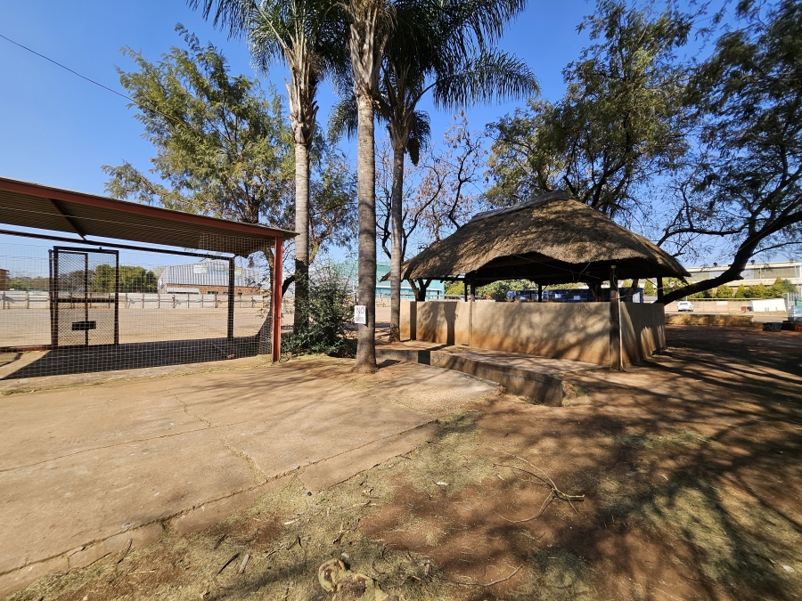 Commercial Property for Sale in Rosslyn Gauteng