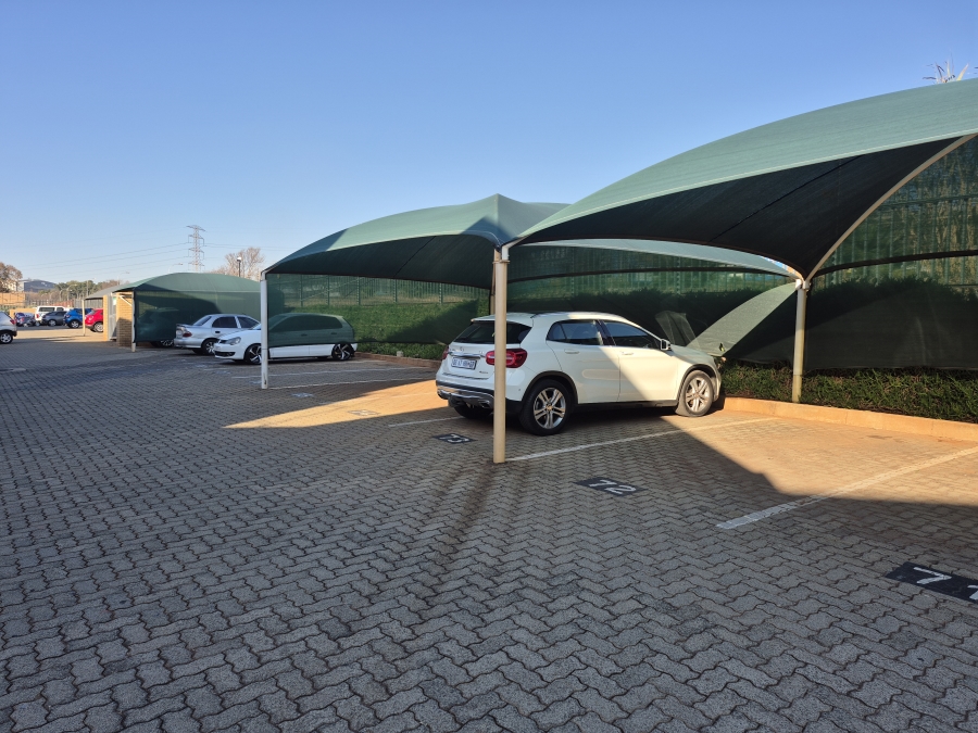 To Let commercial Property for Rent in Sunnyrock Gauteng