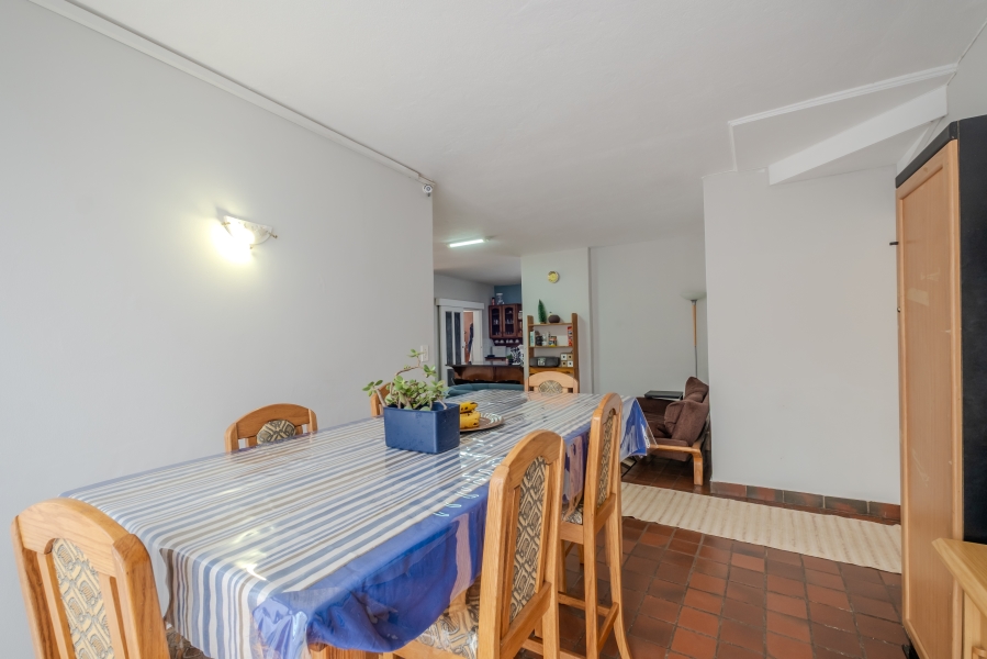 5 Bedroom Property for Sale in Waterkloof Ridge Gauteng