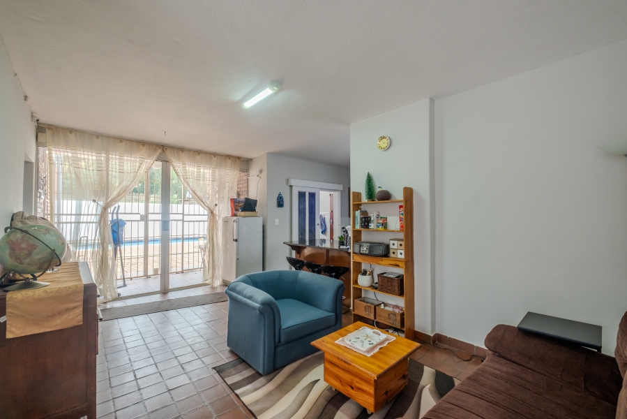 5 Bedroom Property for Sale in Waterkloof Ridge Gauteng