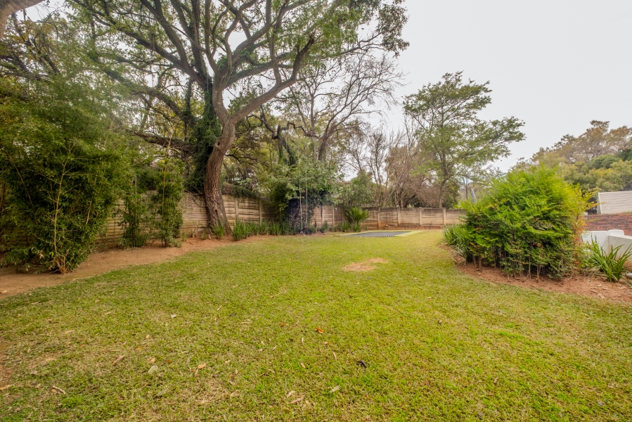 5 Bedroom Property for Sale in Waterkloof Ridge Gauteng