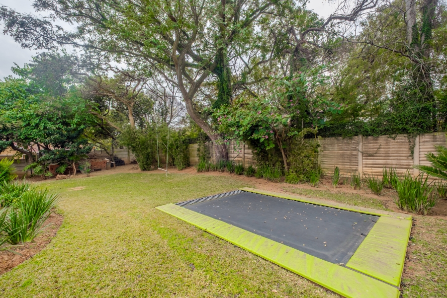 5 Bedroom Property for Sale in Waterkloof Ridge Gauteng