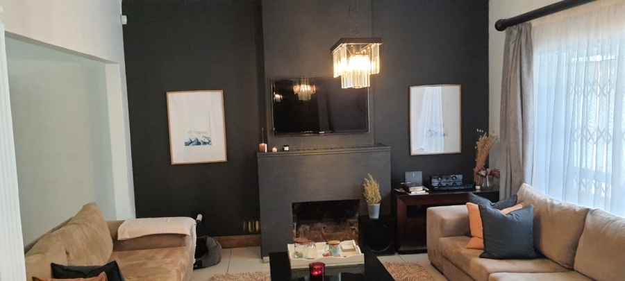3 Bedroom Property for Sale in Edenvale Central Gauteng