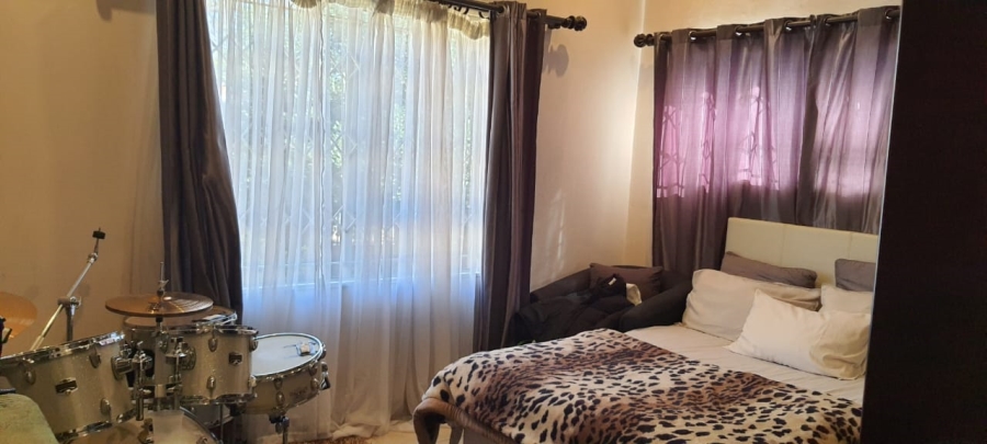 3 Bedroom Property for Sale in Edenvale Central Gauteng
