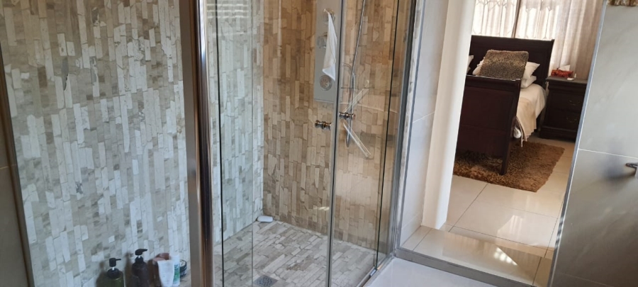 3 Bedroom Property for Sale in Edenvale Central Gauteng