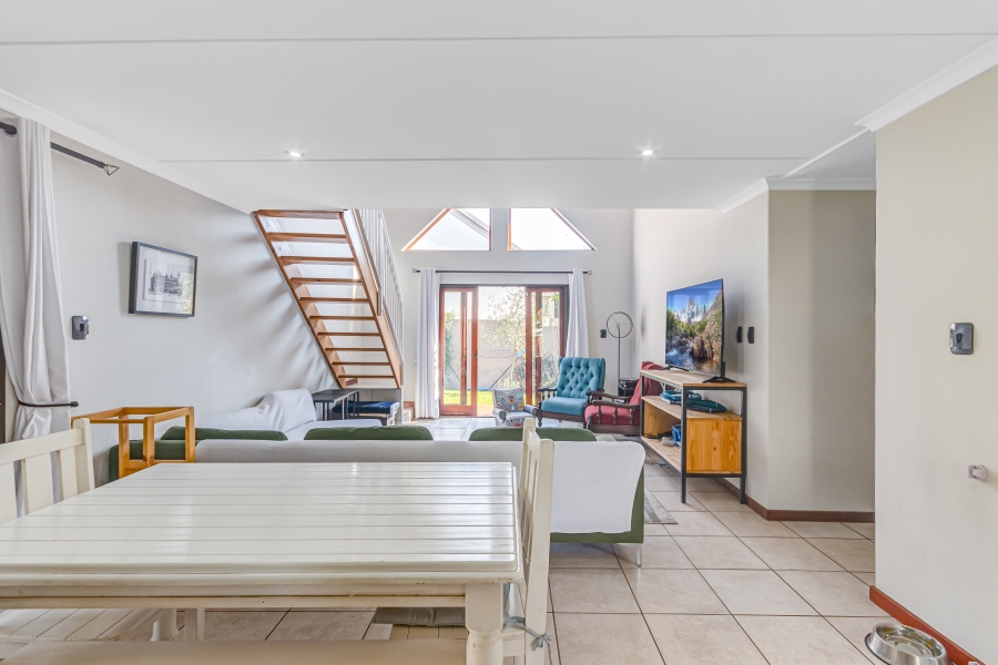 3 Bedroom Property for Sale in Broadacres Gauteng