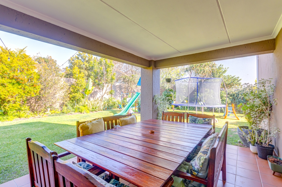 3 Bedroom Property for Sale in Broadacres Gauteng