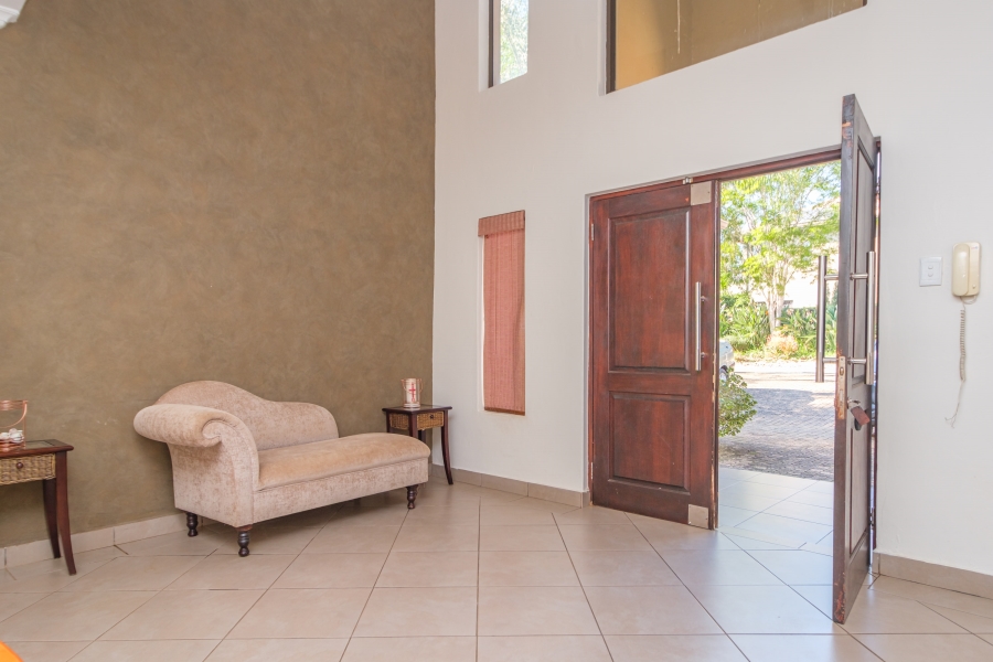 4 Bedroom Property for Sale in Ruimsig Country Estate Gauteng