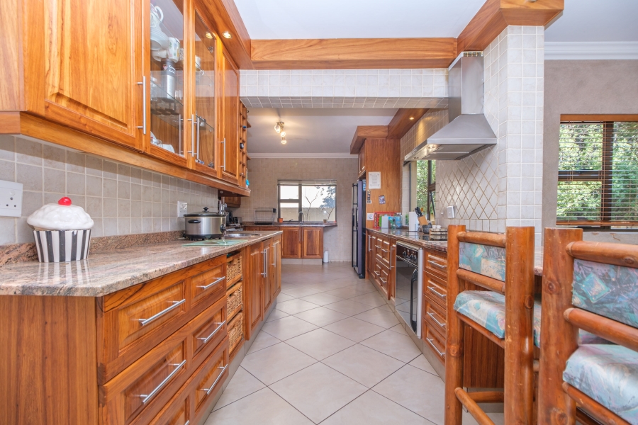 4 Bedroom Property for Sale in Ruimsig Country Estate Gauteng