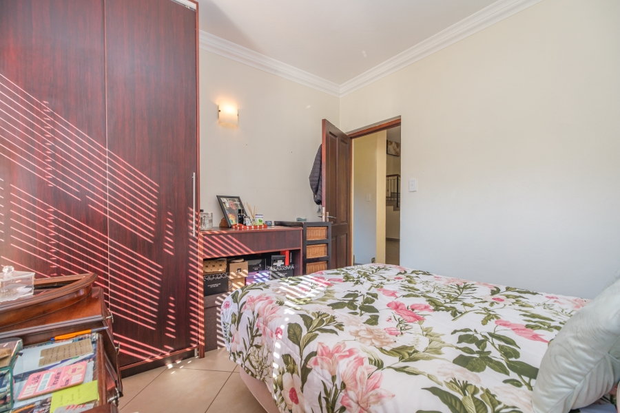 4 Bedroom Property for Sale in Ruimsig Country Estate Gauteng