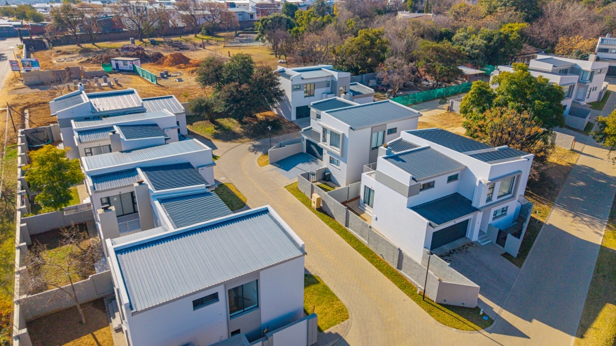 3 Bedroom Property for Sale in Fourways Gauteng