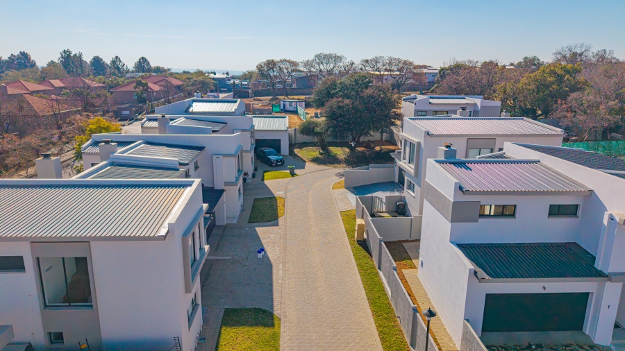 3 Bedroom Property for Sale in Fourways Gauteng