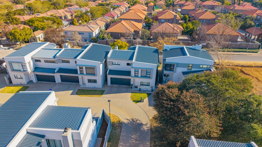 3 Bedroom Property for Sale in Fourways Gauteng